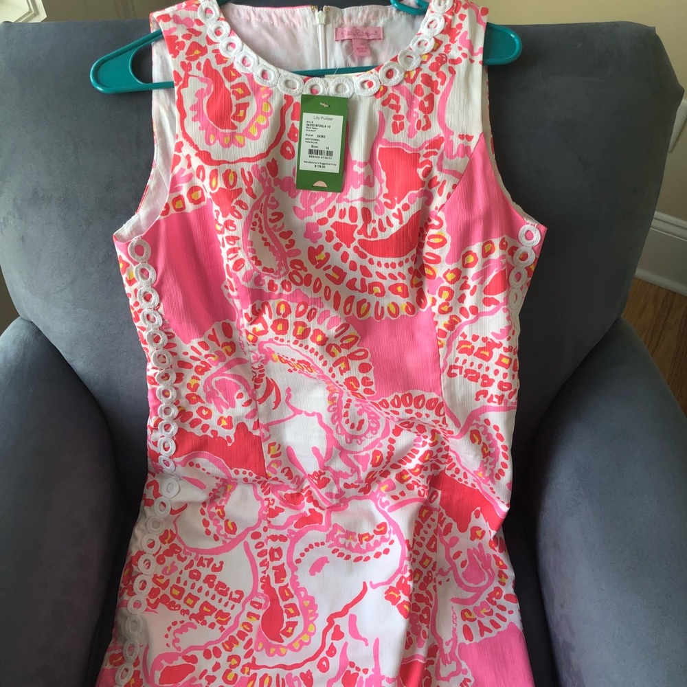 Beautiful Lily Pulitzer shift dress!!